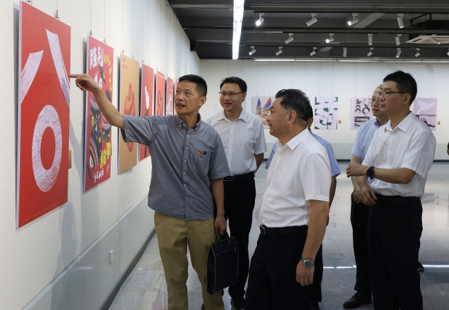 国产精品永久久久久久久久久|91精品无码国产在线观看一区|久久人爽爽人爽爽ąV无码自慰|最新无码国模国产在线|2020最新无码国产在线观看：“爱和平·铭记历史”纪念中国人民抗日战争暨世界反法西斯战争胜利80周年全国主题创意活动展举办